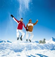 Savourez les plaisirs de la gliss sur le domaine de Zillertal 3000 et ensuite laissez-vous aller &agrave; une soin relaxant au sein de notre centre de beaut&eacute;!Le Sporthotel Stock vous offre un bon pour les soins de votre choix d'une valeur de &euro; 40,00 par personne.