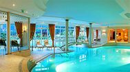 Geniet van deze luxe en laat je verwennen van ontspannings- en schoonheidsarrangementen in de wellnessparel Hotel Stock... U hebt het zich verdiend!
