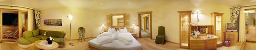 Erika - Wellness Suite, with an area of 55 m&sup2; in the bio-wood house with terrace oriented south and a panoramic view.- 30 Euros per night with breakfast included (per person and per day).
