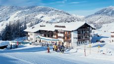 &Uuml;bergossene Alm