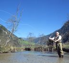 Erleben Sie Fliegenfischen in Reinkultur: Das klare Gebiergswasser aus dem Sch&ouml;dertal und von den Gletschern des Keeskogels bietet einen hervorragenden Lebensraum f&uuml;r unsere heimischen Fische. Einfach ein Paradies zum Fliegenfischen