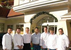 Gli chef professionisti e i migliori viticoltori austriaci ci coccolano per la settimana dell'amicizia