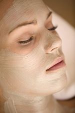 Gesichtsmassage "Hydra" - Extrem feuchtigkeitsspendend mit Hydra-Ampulle.
Empfohlen bei Trockenheit und Feuchtigkeitsmangel der Haut.

ca. 25 min